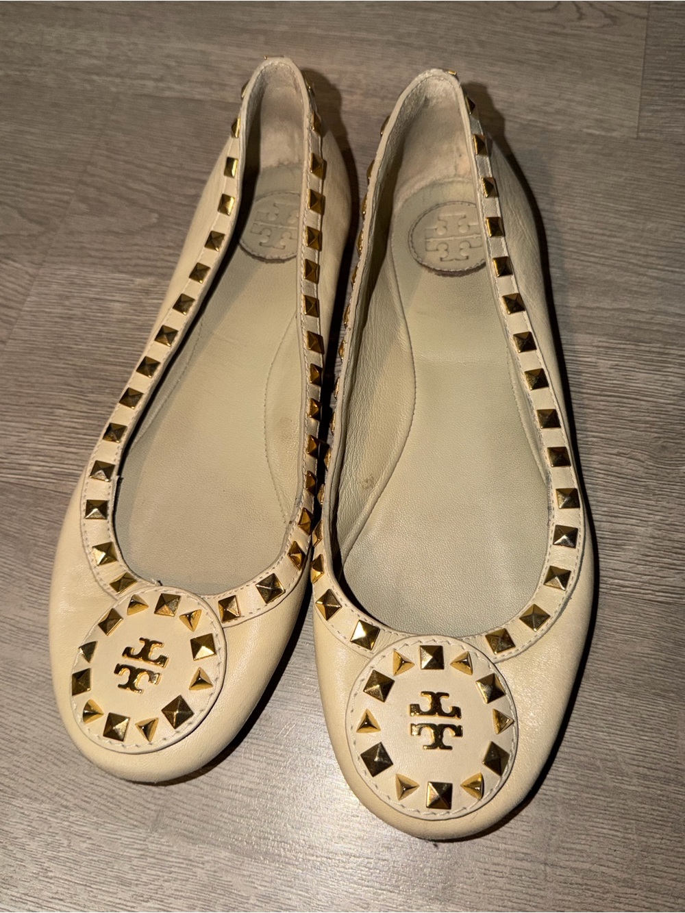 Tory Burch Ivory Leather Ballet Flats with Gold Studs - Picture 2 of 5